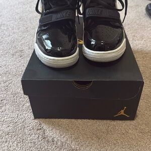 Nike Air Jordan Legacy 312